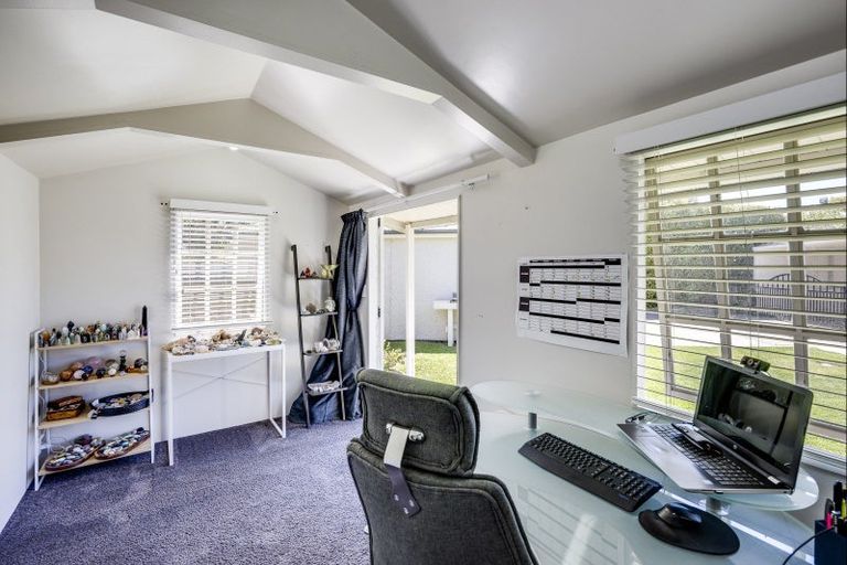 Photo of property in 513 Main North Road, Bay View, Napier, 4104