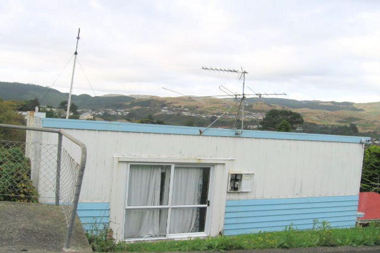 Photo of property in 18 Frederick Street, Tawa, Wellington, 5028