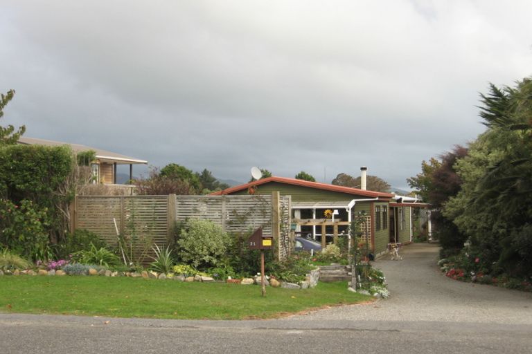Photo of property in 21 Tui Road, Raumati Beach, Paraparaumu, 5032