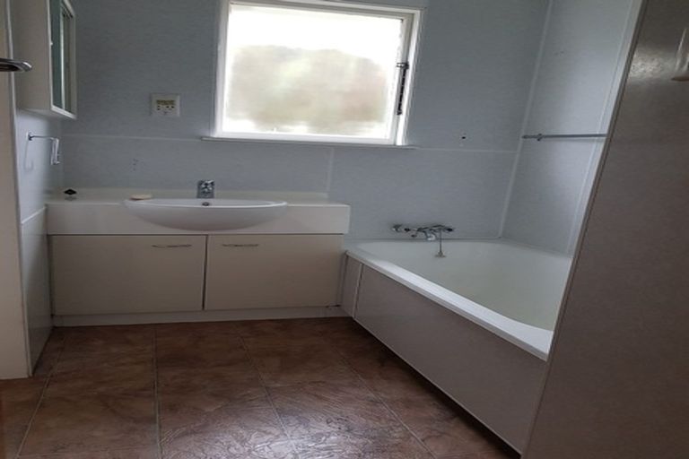 Photo of property in 11 Carruthers Street, Ilam, Christchurch, 8041