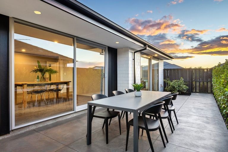 Photo of property in 5 Pierce Street, Marshland, Christchurch, 8083