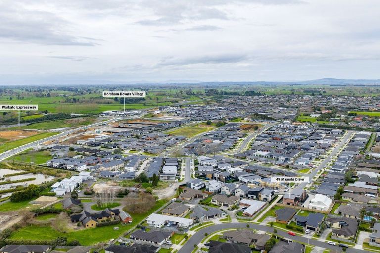 Photo of property in 47 Maanihi Drive, Rototuna North, 3210