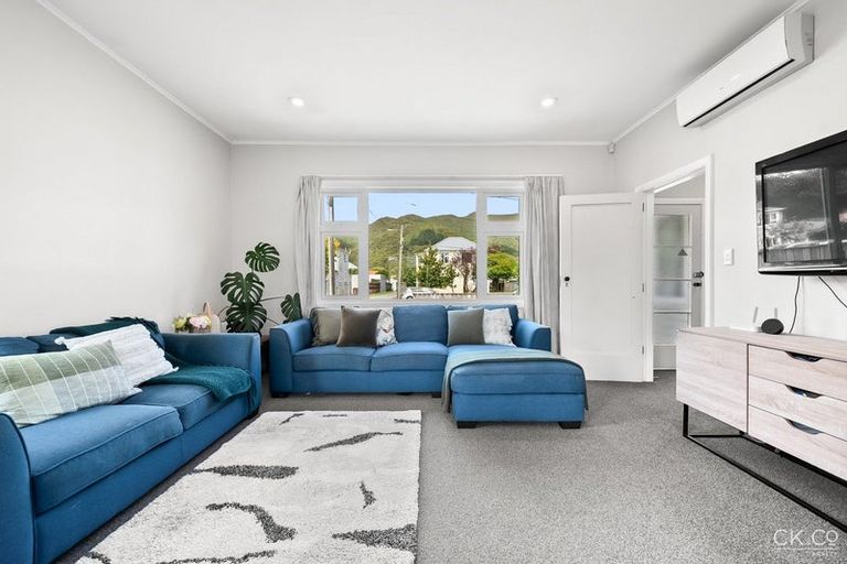 Photo of property in 113b Waiwhetu Road, Waterloo, Lower Hutt, 5011