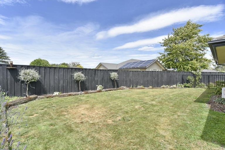 Photo of property in 6 Hampstead Close, Rangiora, 7400