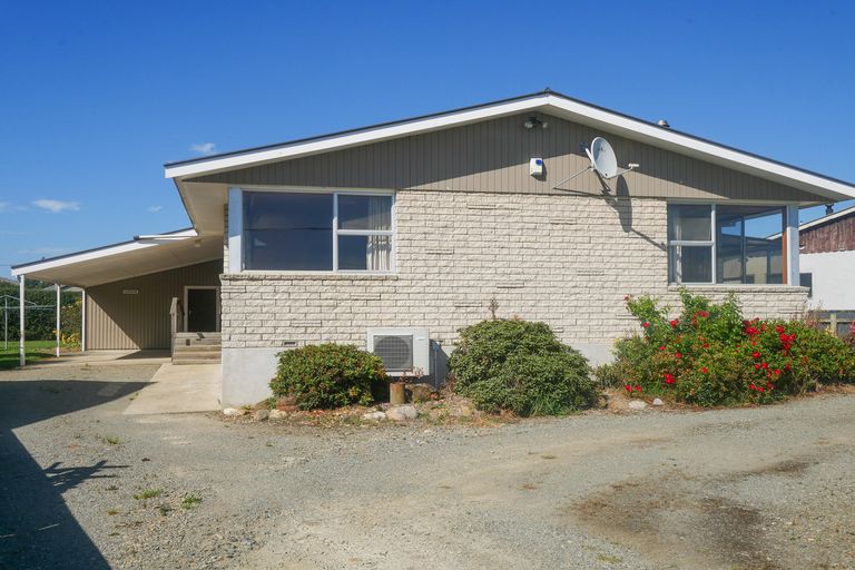 Photo of property in 24 Burraness Street, Palmerston, 9430