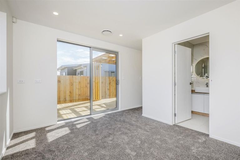 Photo of property in 7 Fredrick Hanson Road, Papakura, 2110