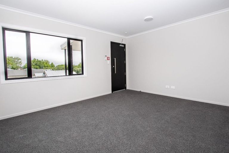 Photo of property in 205/17 Vialou Street, Hamilton Central, Hamilton, 3204