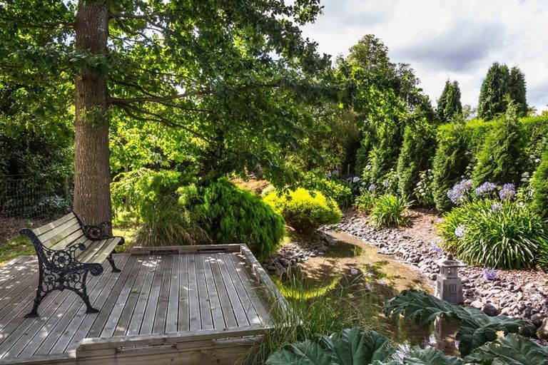 Photo of property in 6 Westwood Avenue, Greytown, 5712