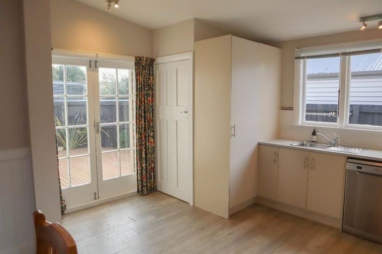 Photo of property in 41 Gibbon Street, Sydenham, Christchurch, 8023