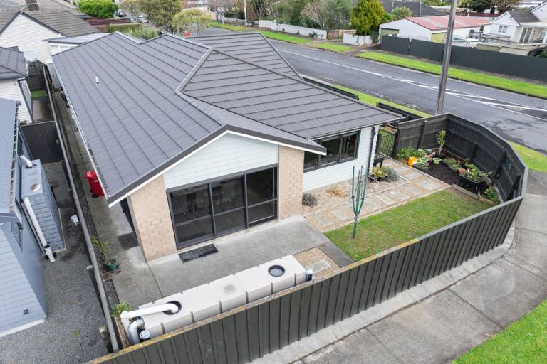 Photo of property in 102 Thackeray Street, Trentham, Upper Hutt, 5018