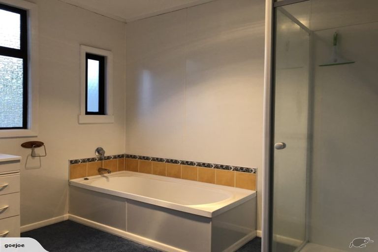 Photo of property in 41 Manawapou Road, Hawera, 4610