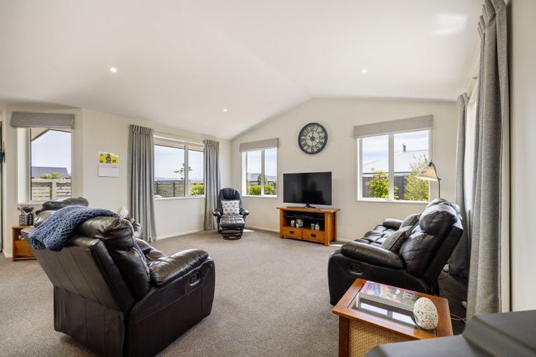 Photo of property in 4 Loe Place, Amberley, 7410