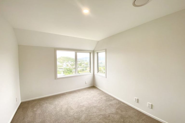 Photo of property in 11 Himalaya Crescent, Khandallah, Wellington, 6035