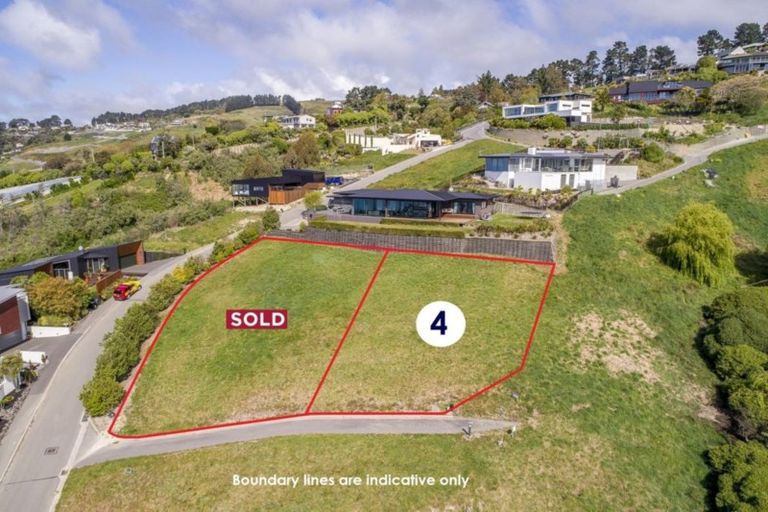 Photo of property in 4 Rapanui Lane, Redcliffs, Christchurch, 8081