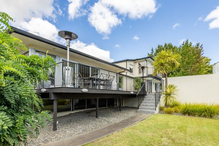 Photo of property in 46 Tauroa Road, Havelock North, 4130