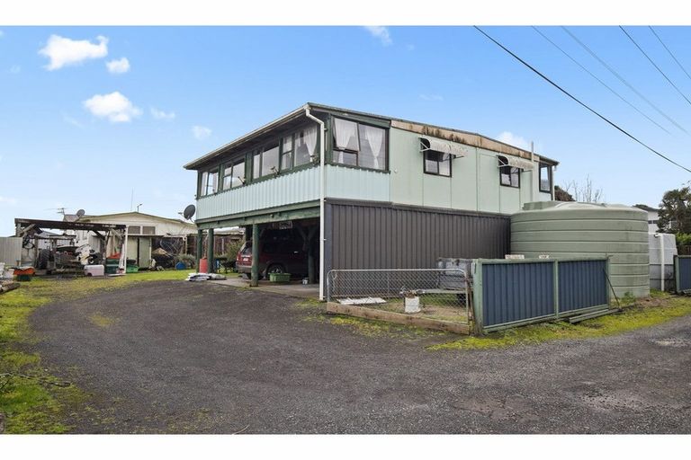 Photo of property in 44 Mclarin Road, Glenbrook, Waiuku, 2681