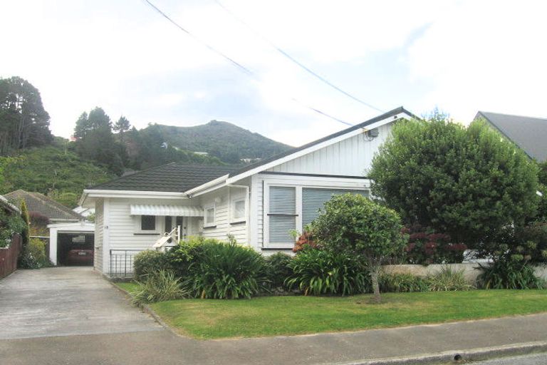 Photo of property in 18 Hildreth Street, Karori, Wellington, 6012