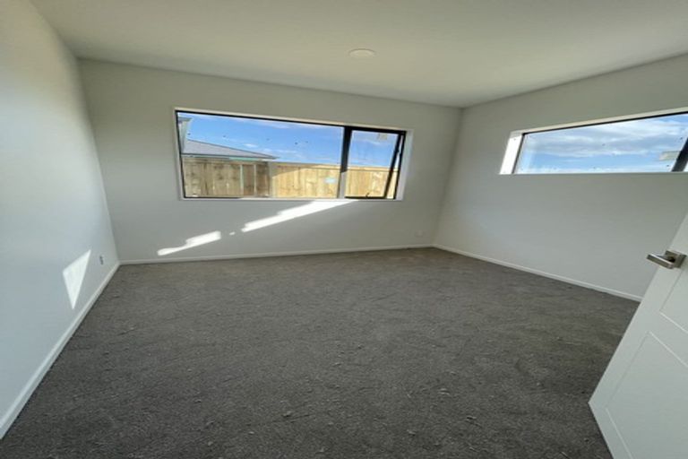 Photo of property in 12 Paul Way, Pokeno, 2402