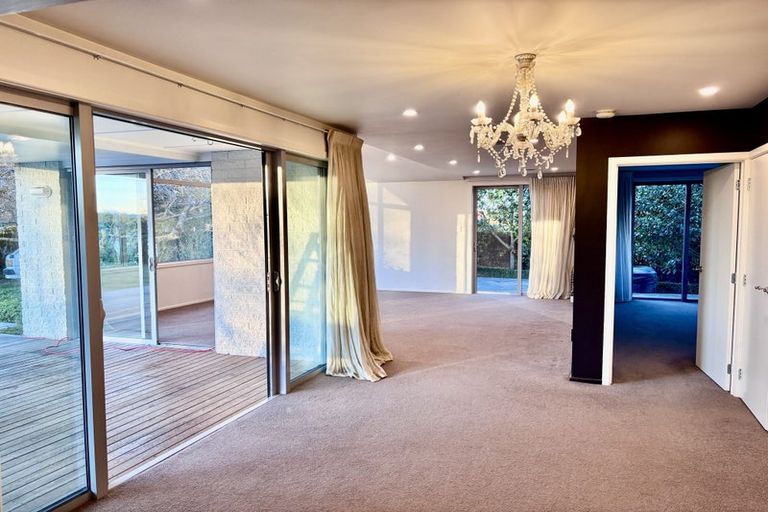 Photo of property in 784 Hawkins Road, Marshland, Christchurch, 8051