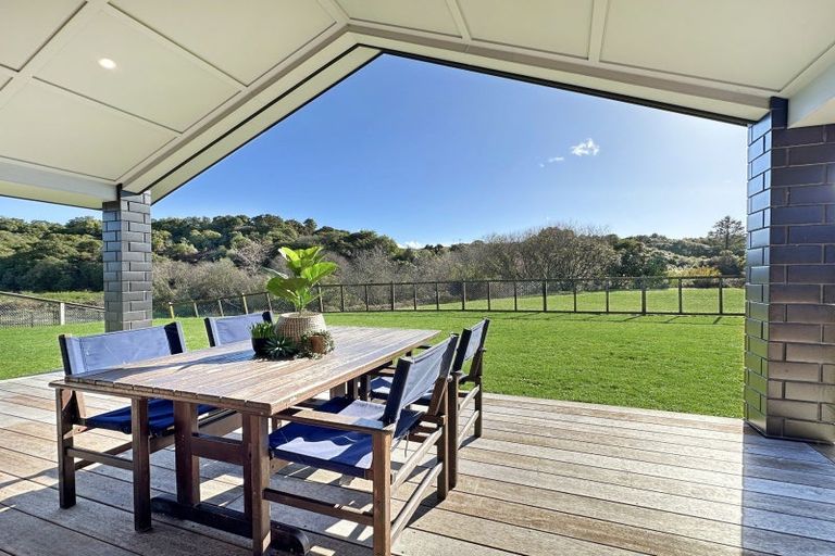 Photo of property in 46 Montgomery Crescent, Kinloch, Taupo, 3377