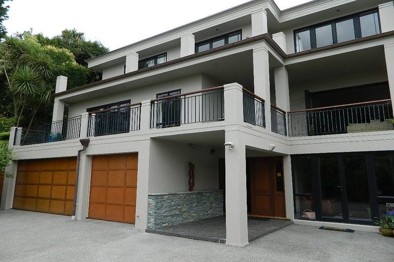 Photo of property in 27 Maritime Terrace, Birkenhead, Auckland, 0626