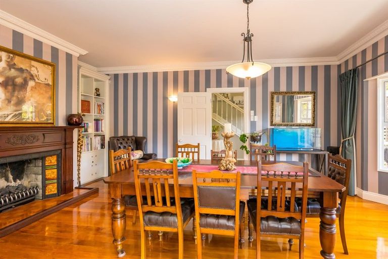 Photo of property in 69 Glenross Street, Glenross, Dunedin, 9011