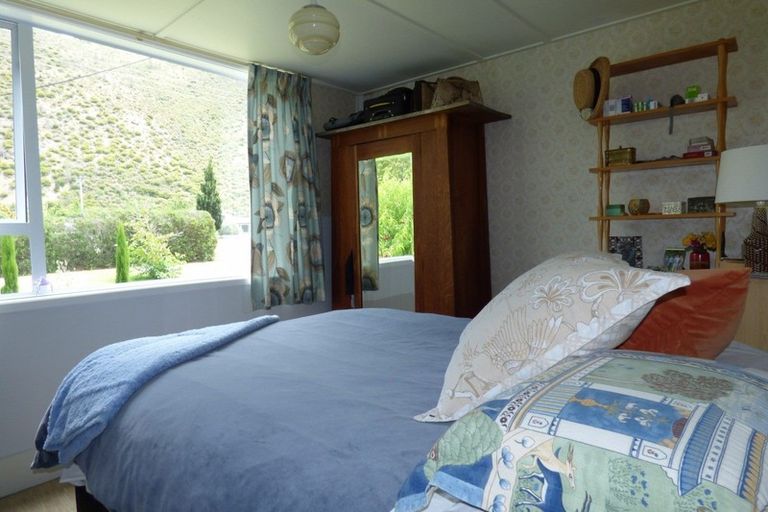 Photo of property in 52 Bledisloe Street, Kurow, 9435