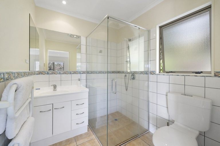 Photo of property in 218 Mazengarb Road, Paraparaumu, 5032