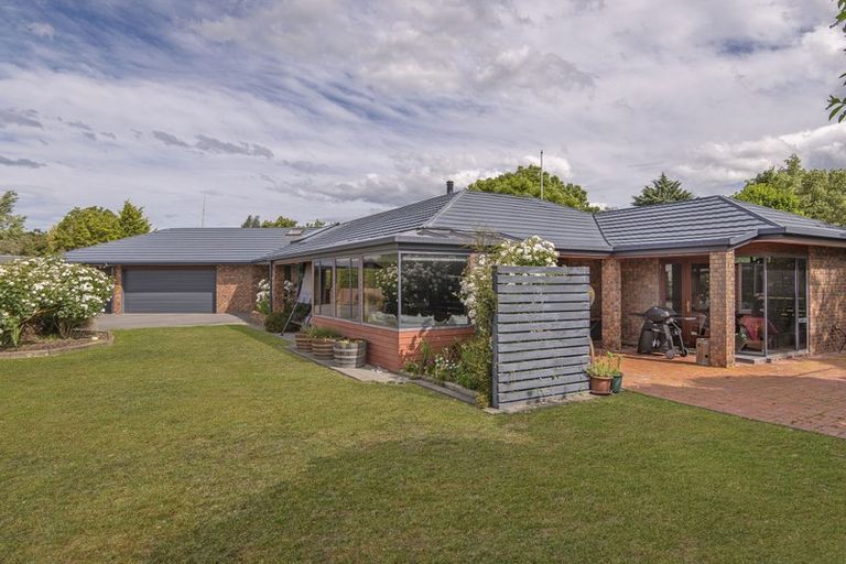 Photo of property in 10 Brooker Place, Kirwee, Darfield, 7571