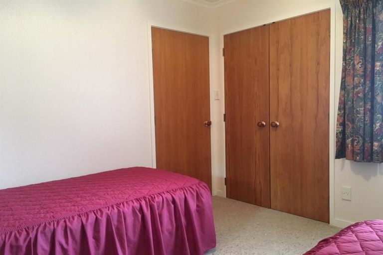 Photo of property in 29 Mills Street, Eltham, 4322