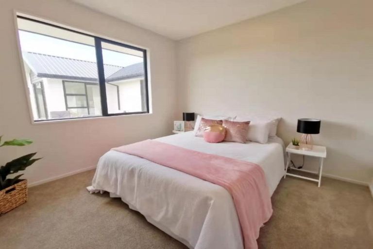 Photo of property in 28 Four Peaks Drive, Wigram, Christchurch, 8025