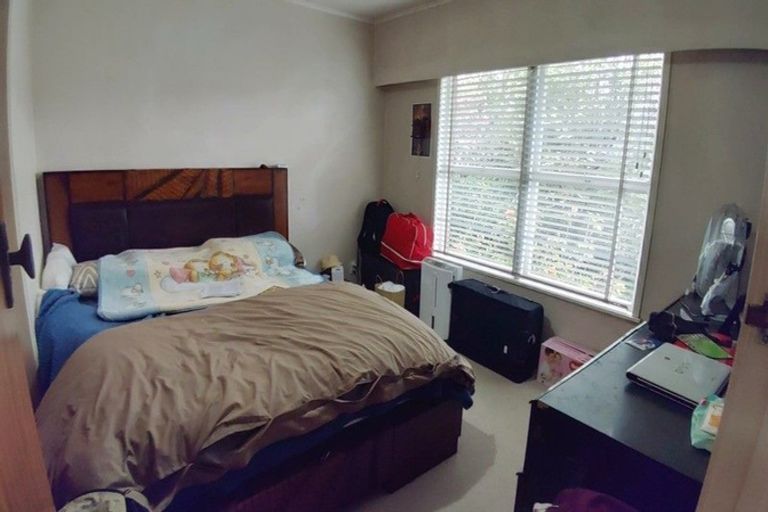 Photo of property in 2/2 Margaret Place, Milford, Auckland, 0620