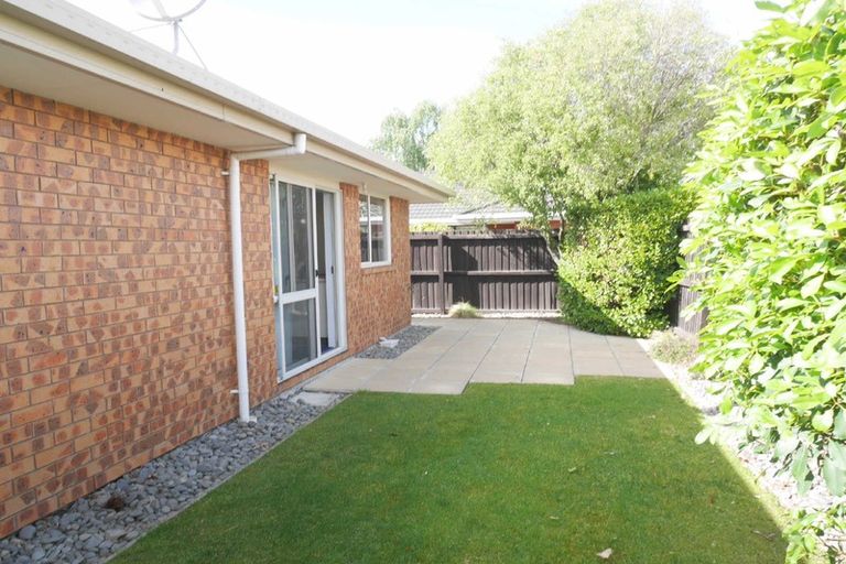 Photo of property in 3/44a Division Street, Riccarton, Christchurch, 8041