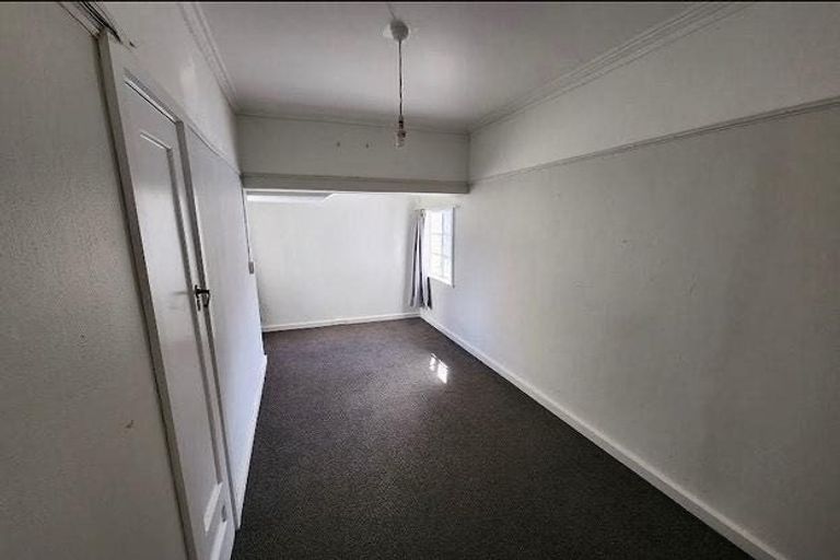 Photo of property in 1/243 The Terrace, Te Aro, Wellington, 6011