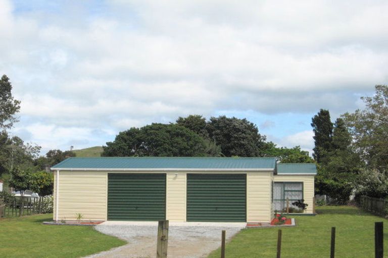 Photo of property in 3 Gore Street, Tolaga Bay, 4077