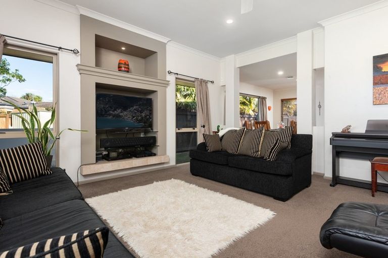 Photo of property in 10 Saint Kilda Place, Papamoa Beach, Papamoa, 3118