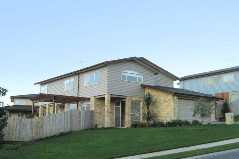 Photo of property in 8 Totara Views Drive, Red Beach, 0932