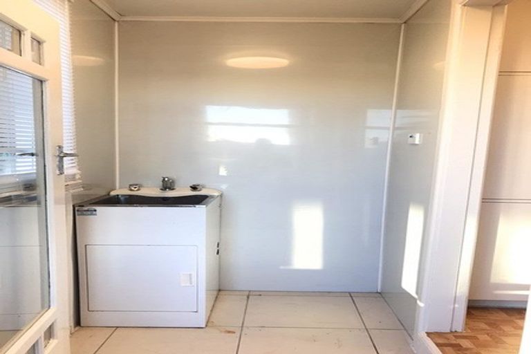 Photo of property in 12-14 Clevedon Road, Papakura, 2110