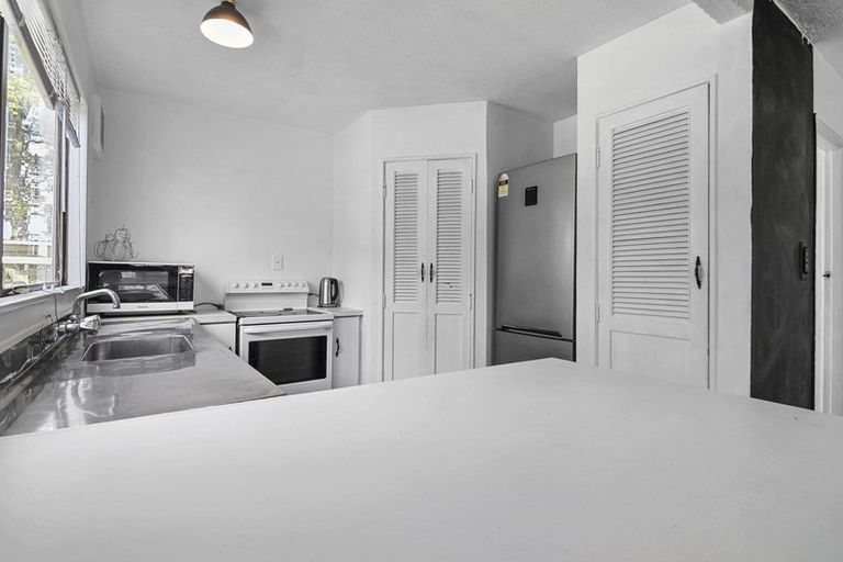 Photo of property in 2073 Takaka-collingwood Highway, Milnthorpe, Collingwood, 7073