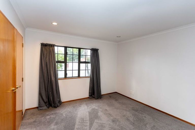 Photo of property in 1/127 Clyde Road, Ilam, Christchurch, 8041