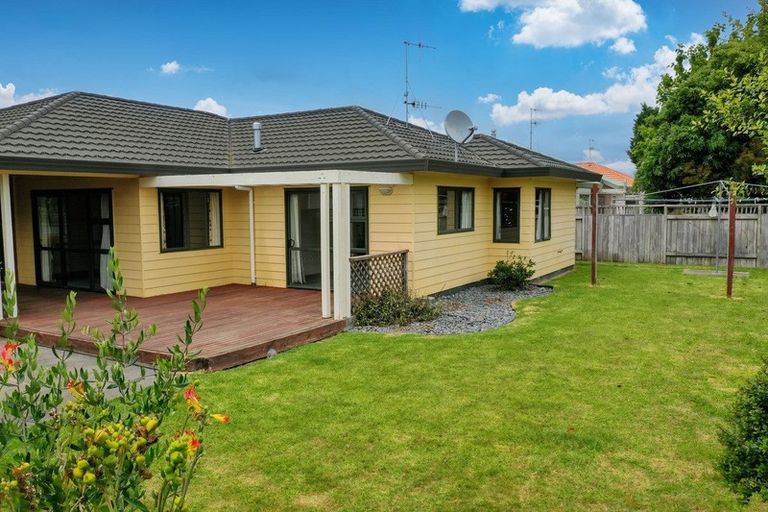 Photo of property in 7 Edgewater Grove, Whakatane, 3120