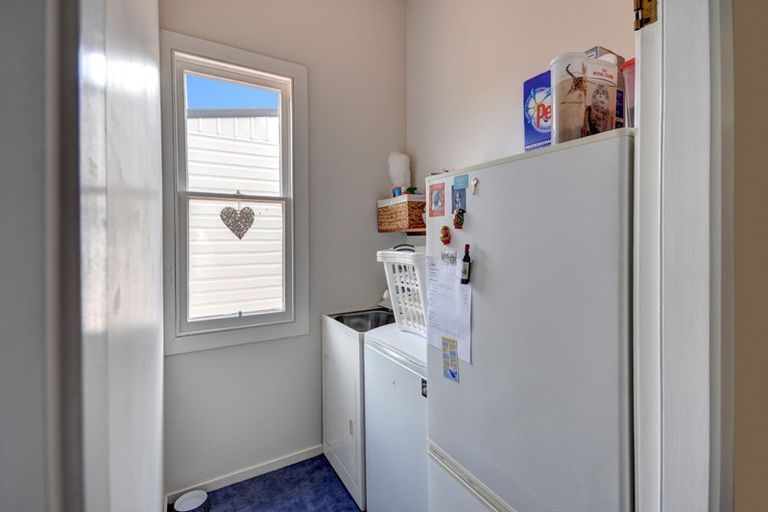 Photo of property in 14 Inglis Street, Mosgiel, 9024