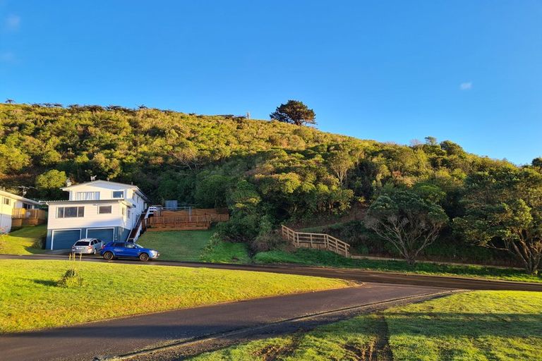 Photo of property in 2/152 Broderick Road, Johnsonville, Wellington, 6037