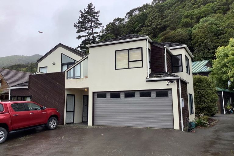 Photo of property in 1/27 Mawson Street, Waiwhetu, Lower Hutt, 5010