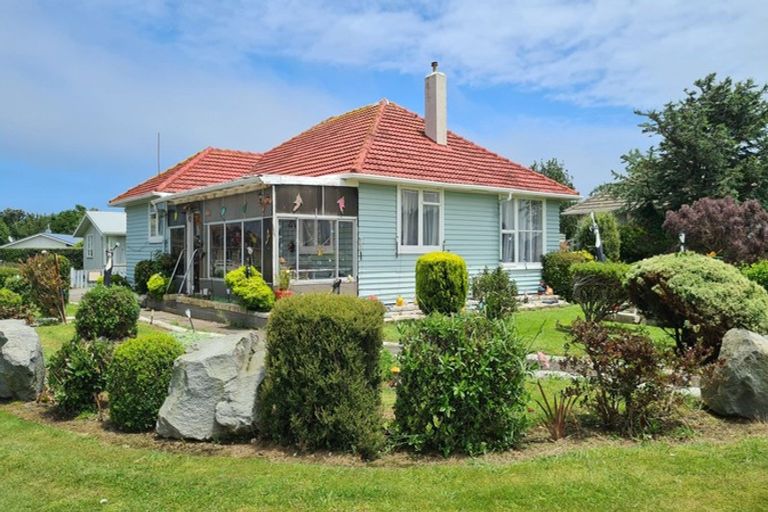 Photo of property in 24 Whitcombe Road, Opunake, 4616