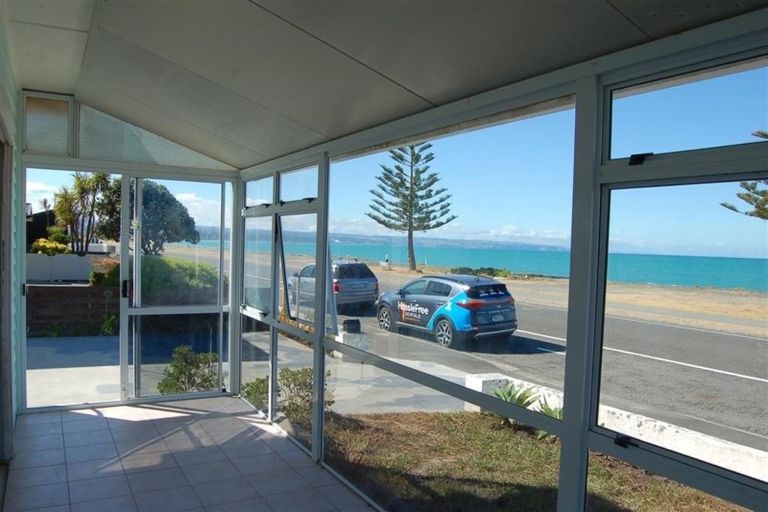 Photo of property in 49 The Esplanade, Westshore, Napier, 4110