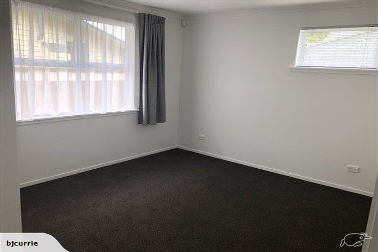 Photo of property in 35 Lombard Street, Palmerston North, 4410
