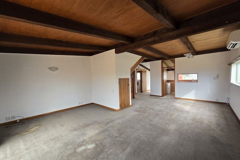 Photo of property in 3 Glamorgan Street, Northland, Wellington, 6012