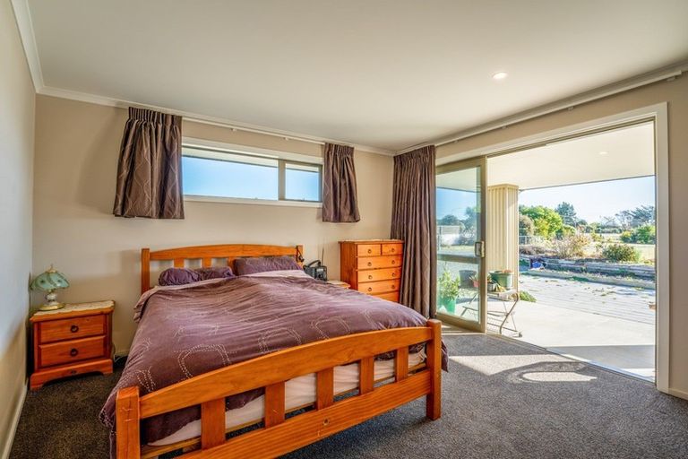 Photo of property in 35 Chester Street, Hampden, 9410