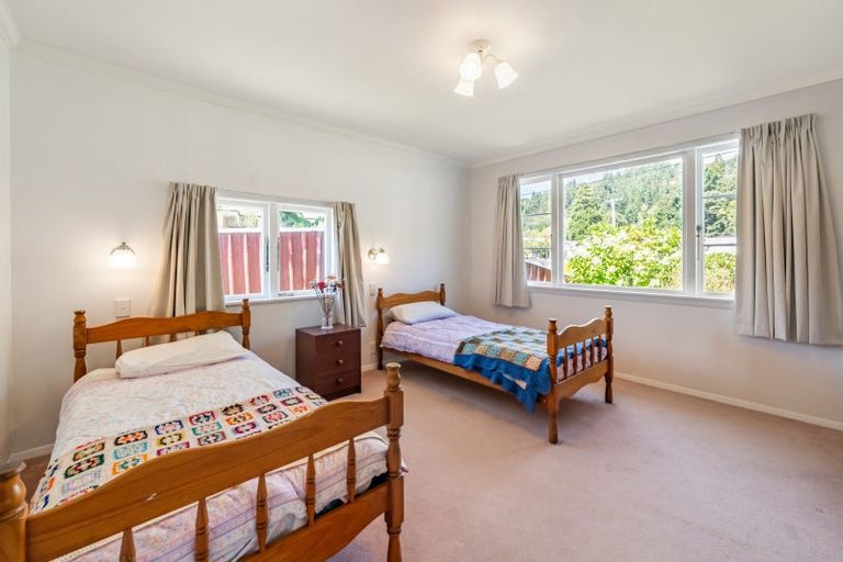 Photo of property in 9 Lane Street, Wallaceville, Upper Hutt, 5018